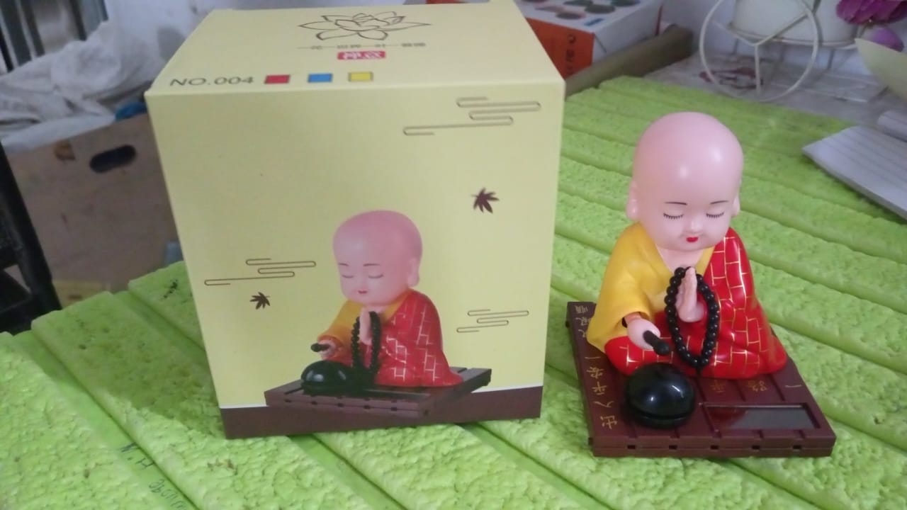Solar Powered Sitting Buddha Statue, Moving Head and Hand (1 Pc / Big)