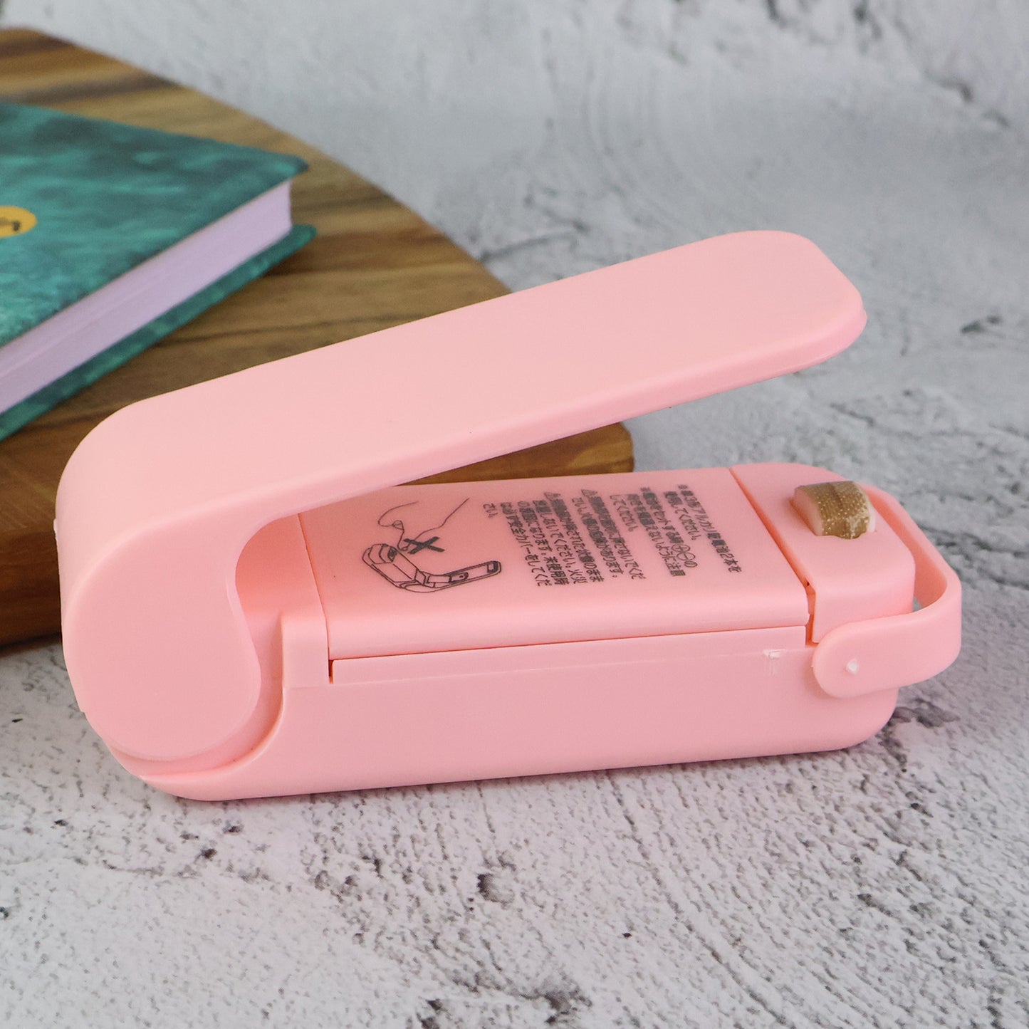 Mini Sealing Machine Plastic Bag Sealer Portable Mini Super Seal Packing Plastic Bag Tool Sealing Machine Hand Held Heat (1pc)